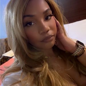 Meet your Posher, Tabitha